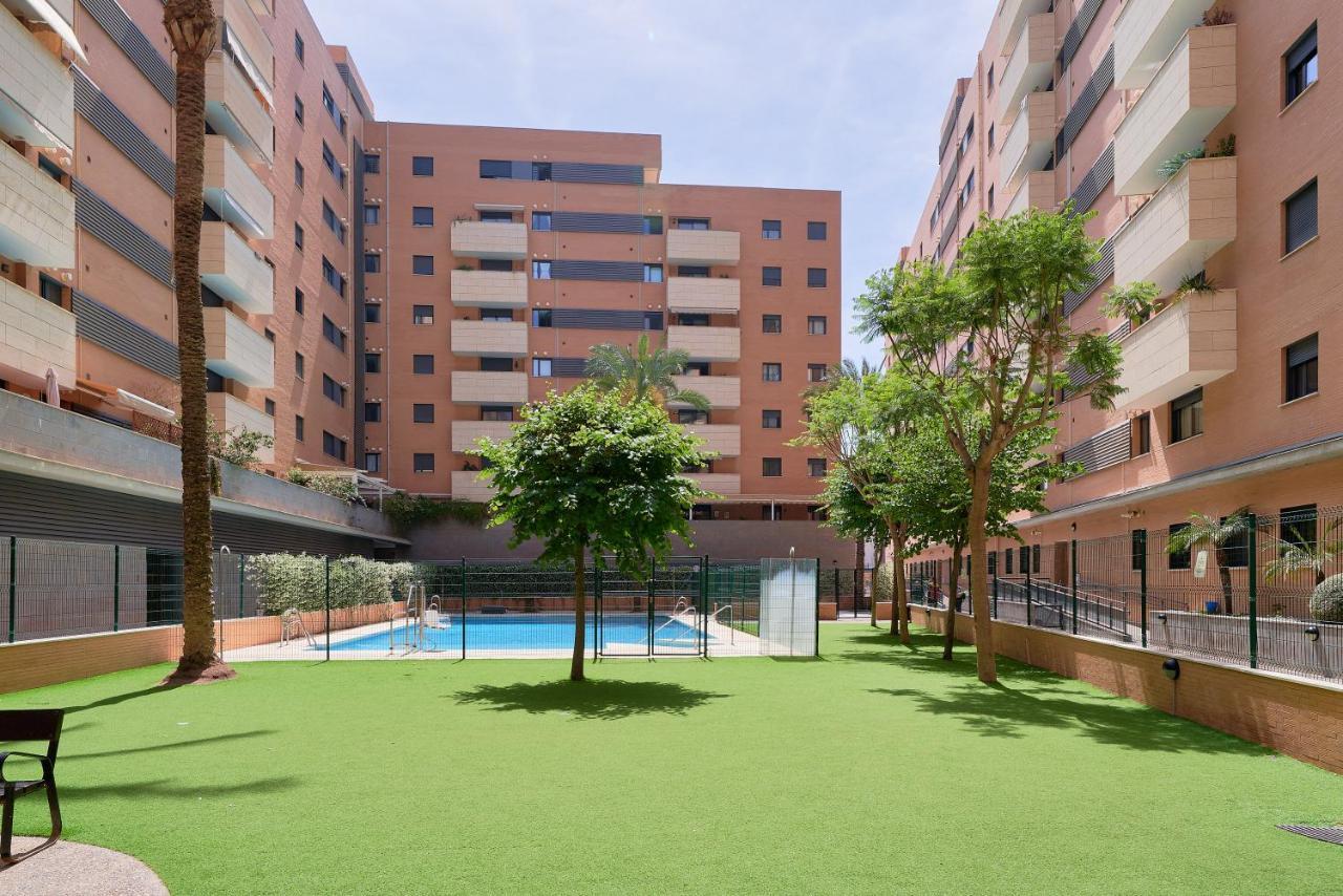 Alterhome Apartamento Con Piscina Maria Zambrano Málaga Eksteriør bilde