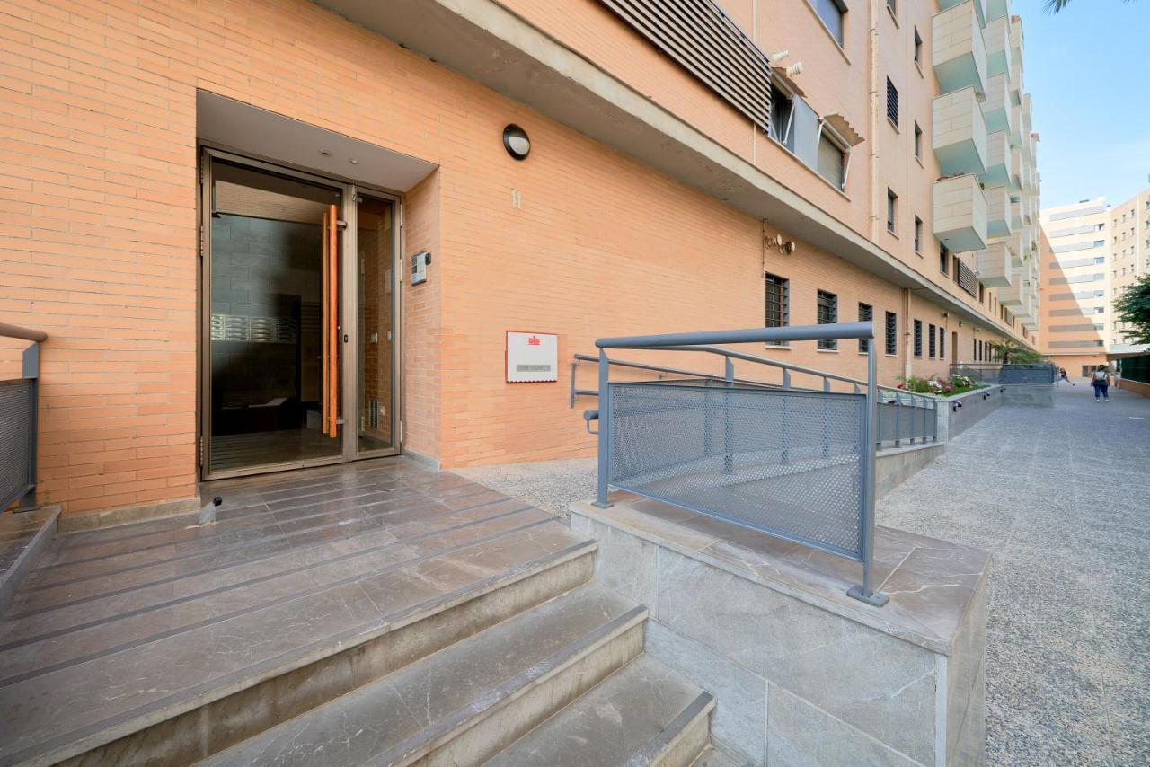 Alterhome Apartamento Con Piscina Maria Zambrano Málaga Eksteriør bilde